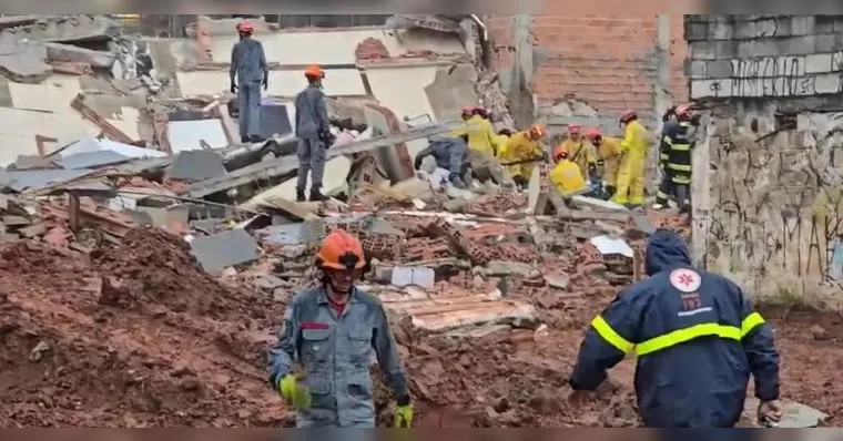 Quatro pessoas ficaram feridas no desabamento/Foto: Viva ABC/Divulgação