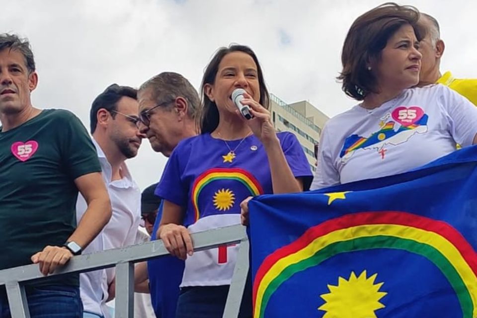Governadora iniciou campanha de reeleição em ato no Recife/Amauri Lins/DP