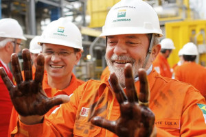 Lula em evento na Petrobras em 2025 