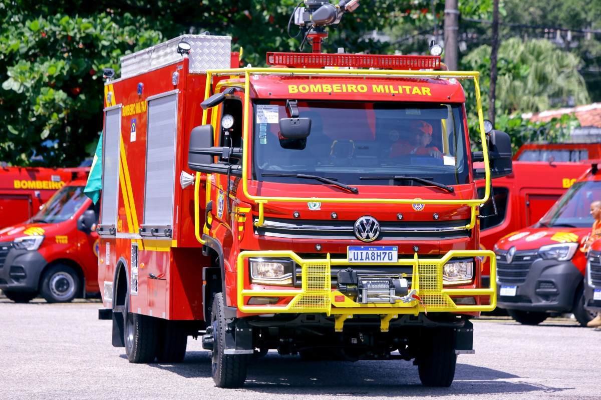 Pernambuco recebe pela primeira vez viaturas Auto Bomba Tanque Florestal para reforçar combate a incêndios (Mauricio Ferry/DP Foto)