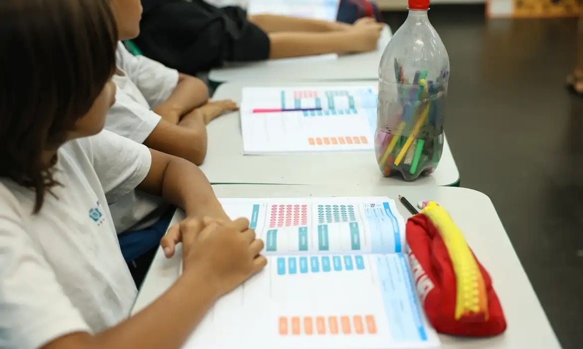 Escolas deverão ensinar referências culturais, métodos e processos de criação/Tomaz Silva/Agência Brasil