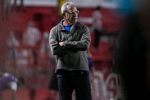 H&eacute;lio dos Anjos, t&eacute;cnico do N&aacute;utico