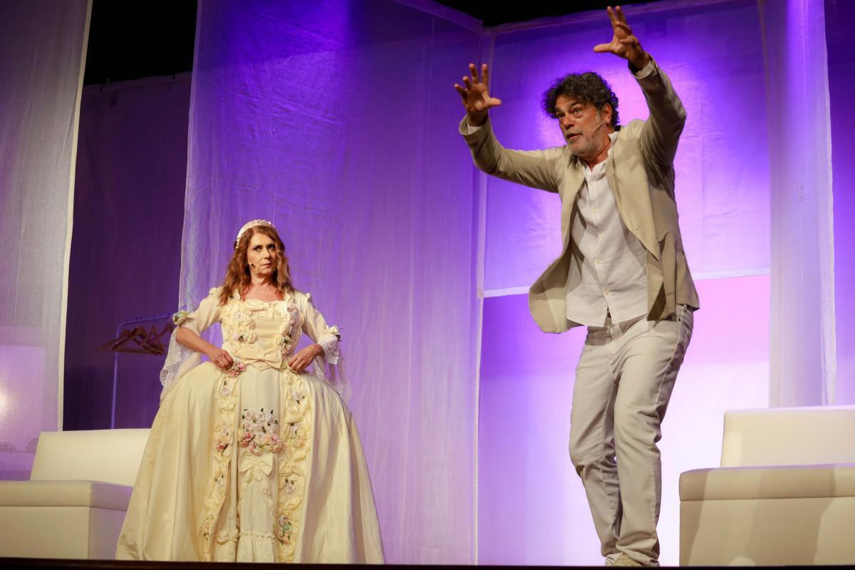 Patricya Travassos e Eduardo Moscovis estrelam a adaptação brasileira de "Duetos" (Foto: Barbarah Queiroz)