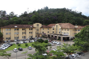 A mulher investigada foi detida no Hospital Azambuja e conduzida &agrave; sede da Delegacia de Investiga&ccedil;&atilde;o Criminal de Brusque (SC)