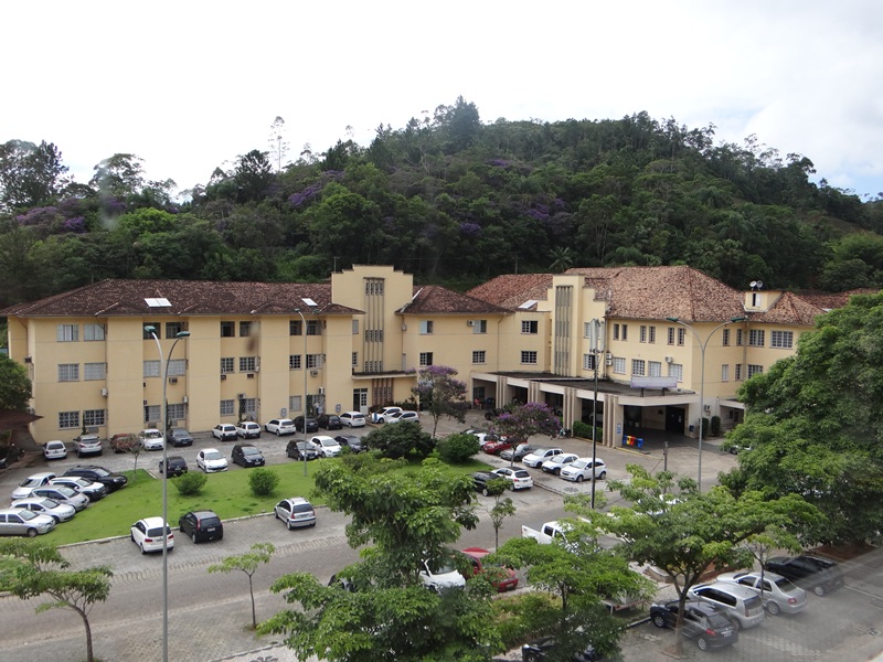 A mulher investigada foi detida no Hospital Azambuja e conduzida à sede da Delegacia de Investigação Criminal de Brusque (SC)/Divulgação