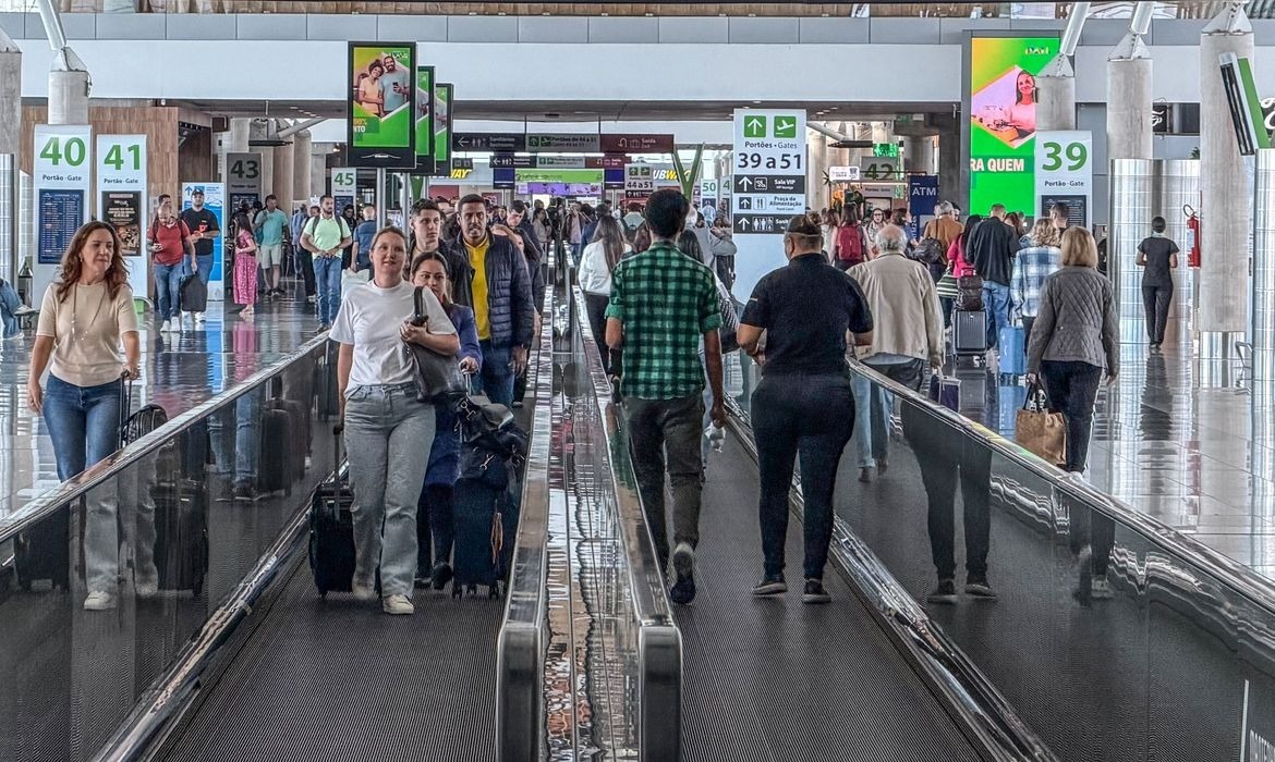 Quase 18 milhões de passageiros foram registrados na movimentação internacional/Rafa Neddermeyer/Agência Brasil