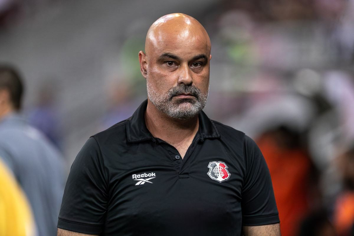 Cristian de Souza, técnico do Santa Cruz /Rafael Vieira/FPF