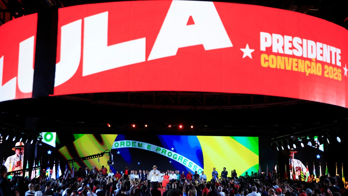Convenção de lançamento da candidatura de Lula (PT) à reeleição presidencial, em agosto de 2026/Miguel Schincariol/AFP