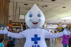 Dia D de vacina&ccedil;&atilde;o &eacute; realizado neste s&aacute;bado em todo o pa&iacute;s

