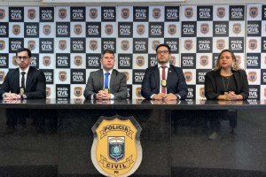 Delegado Magno Nunes, adjunto da 14&ordf; DPH; delegado Caio Wagner, gestor da DHMS; delegado Eduardo Tabosa, titular da 14&ordf; DPH; e a delegada Daniela Carvalho, adjunta da 14&ordf; DPH