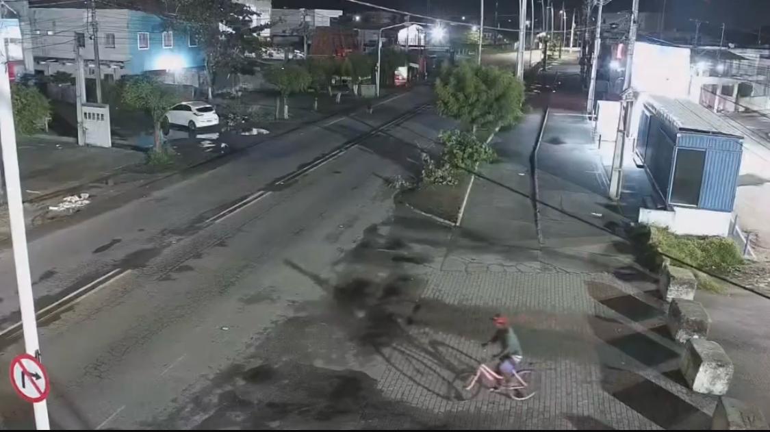 Acusado seguia as vítima de bicicleta/Foto: REprodução/PCPE