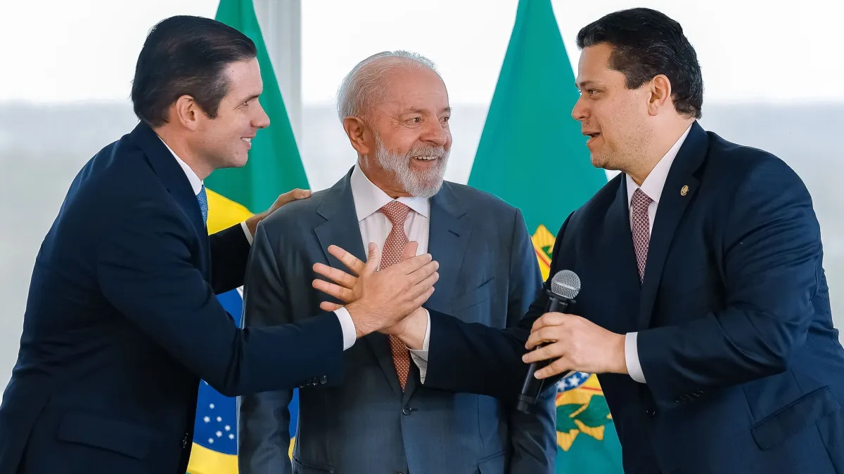 O presidente Luiz Inácio Lula da Silva e os presidentes da Câmara, Hugo Motta, e do Senado, Davi Alcolumbre /Ricardo Stuckert/PR