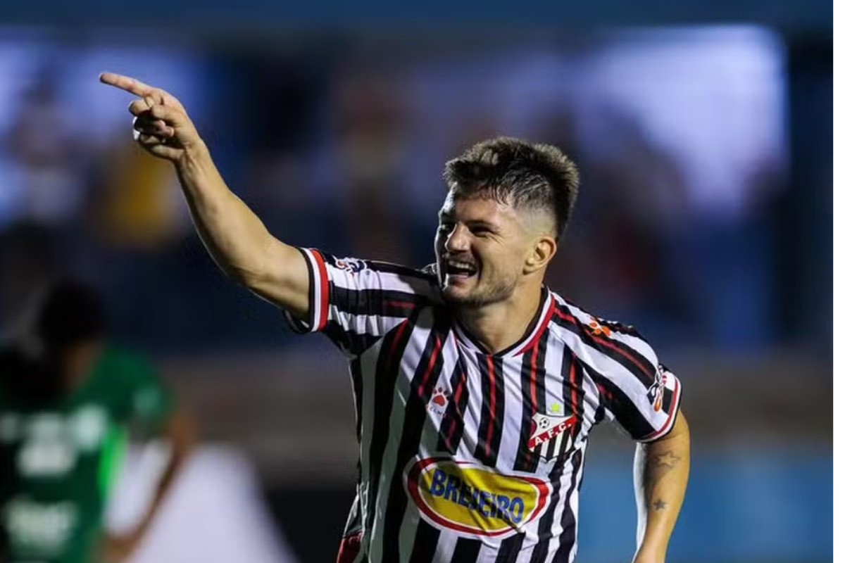 Matheus Lagoa, atacante do Anápolis/Josué Alexandre / AFC
