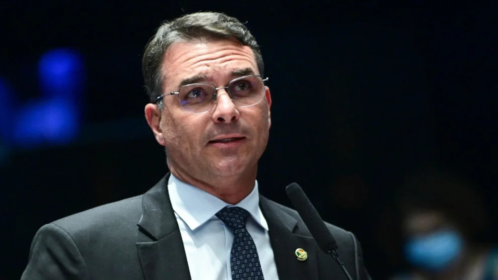 Defesa pede ainda que Lula seja impedido de utilizar o Palácio da Alvorada e serviços públicos de acesso exclusivo em razão do cargo para conteúdos de natureza eleitoral/Andressa Anholete/Agência Senado
