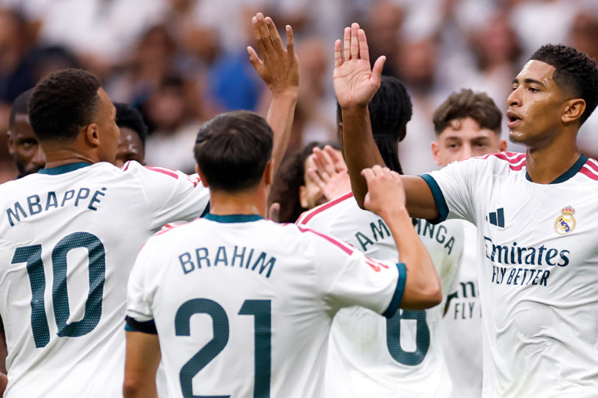 Mbappé e Bellingham comemoram gol do Real Madrid /Reprodução/RMCF
