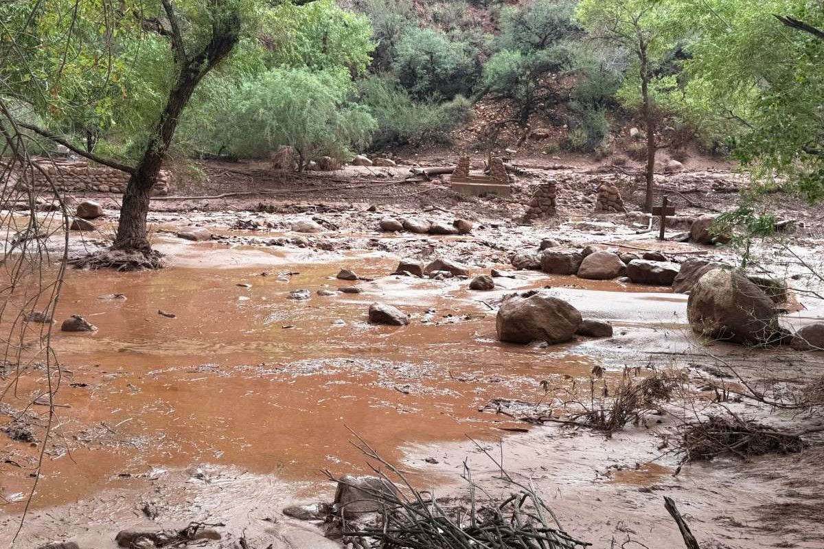 Mais de 20 pessoas podem estar desaparecidas após a enxurrada no Parque Nacional do Grand Canyon, segundo o Serviço do Parque Nacional/ AFP