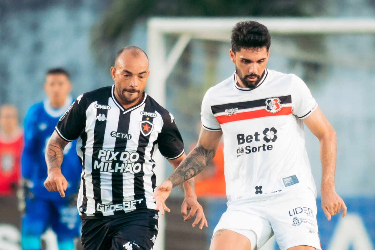 Santa Cruz e Botafogo-PB voltam a se enfrentar /Savyo Miguel / FPF