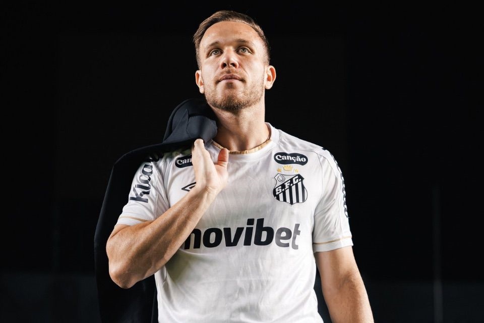 Arthur, novo meia do Santos/Raul Baretta / Santos FC