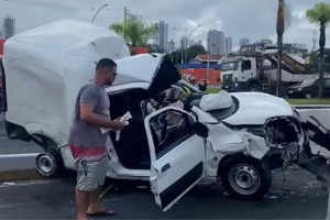 Acidente aconteceu na madrugada desta ter&ccedil;a-feira (1&ordm;)