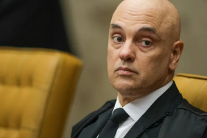Relat&oacute;rio da PF enviado ao ministro Mendon&ccedil;a identificou o destinat&aacute;rio como "Alexandre de Moraes BRASILIA"