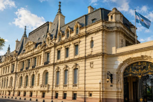 O 1&ordm; Simp&oacute;sio Ibero-Americano de Inova&ccedil;&atilde;o, Ci&ecirc;ncia e Tecnologia acontece no Pal&aacute;cio da Paz, em Buenos Aires