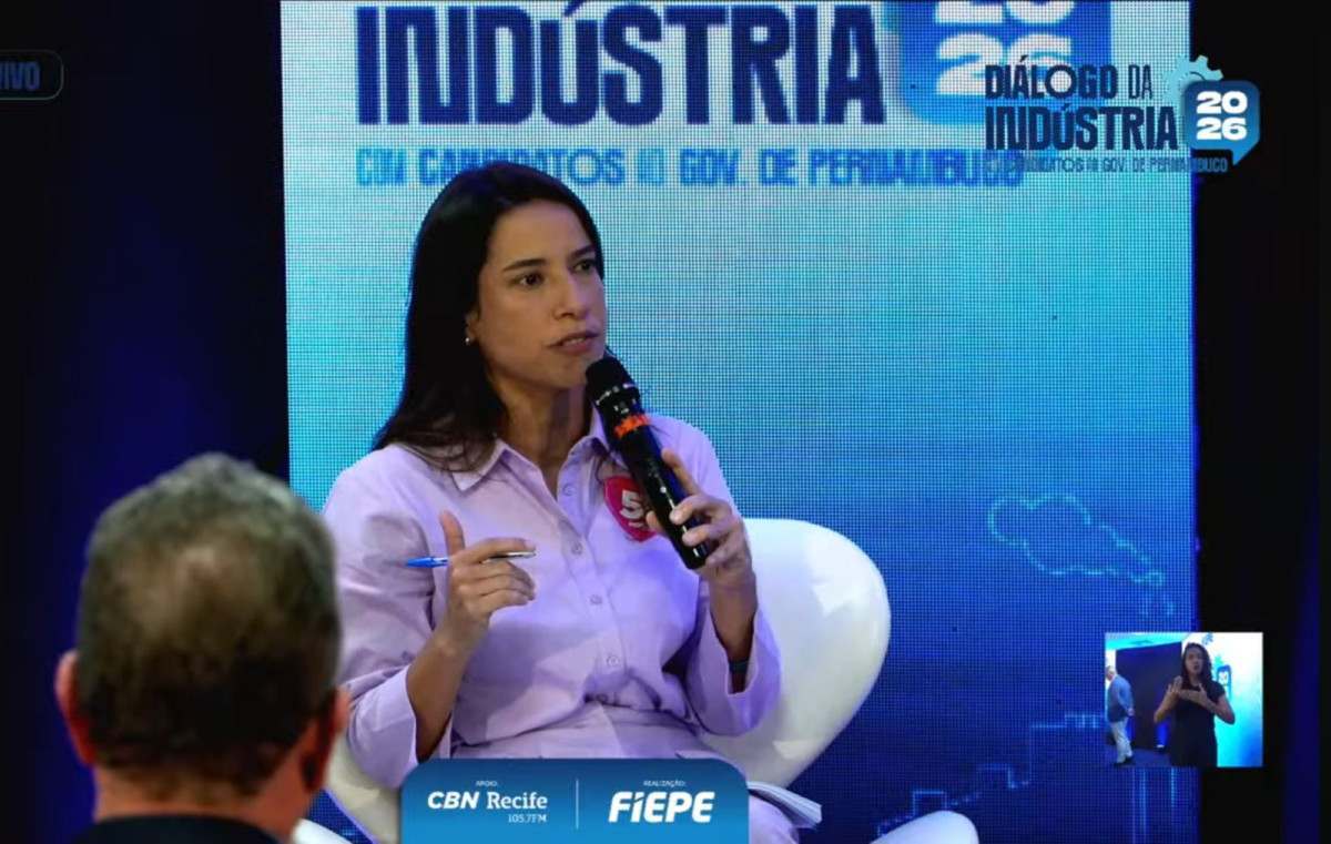 Ao falar sobre infraestrutura, Raquel afirmou que 1.650 quilômetros de estradas foram recuperados durante a atual gestão e que intervenções estão em andamento em outros 1.500 quilômetros/Foto: Reprodução