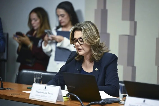 Para viabilizar a aprovação, a relatora Leila Barros acatou emendas que alteram o texto original/Saulo Cruz/Agência Senado