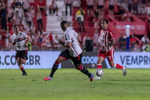 Partida entre N&aacute;utico x Botafogo-SP na S&eacute;rie B