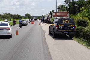 Motoristas devem redobrar a aten&ccedil;&atilde;o ao passar pelo trecho onde ocorre a interven&ccedil;&atilde;o