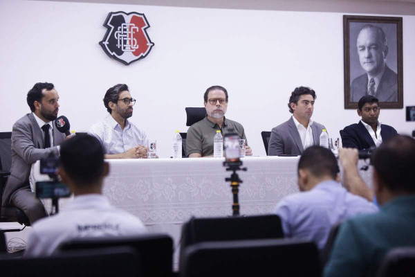 Coletiva com investidores da nova SAF do Santa Cruz 