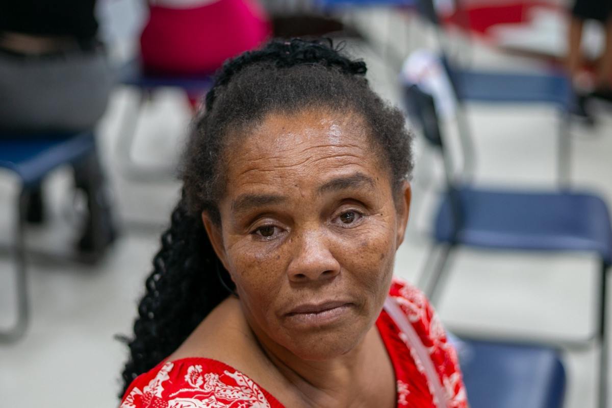 Francineide dos Santos perdeu a visão há dois anos/Foto: Rafael Vieira/DP Fotos