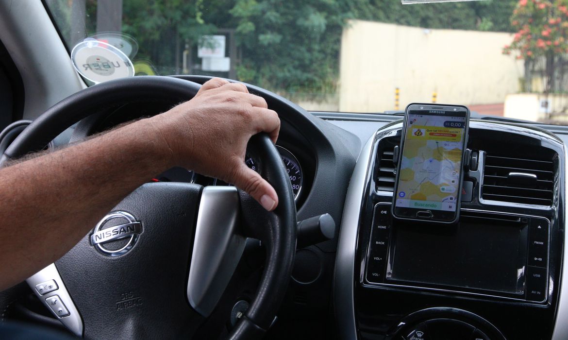 Nova lei passa a ser a base legal das linhas de financiamento de motoristas para a compra de veículos novos/ROVENA ROSA/AGÊNCIA BRASIL