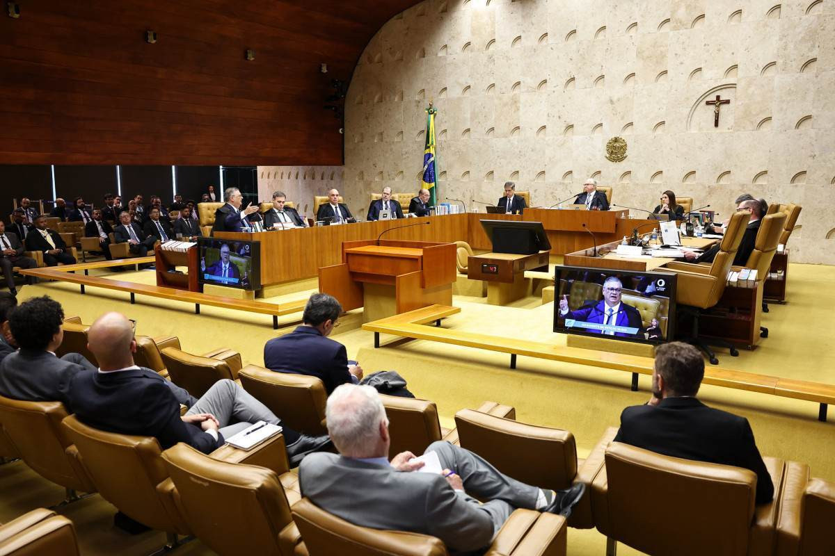 Com transmissão, sessão plenária do STF exibiu crise institucional/Alejandro Zambrana/STF