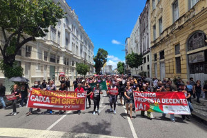 Caminhada seguiu em dire&ccedil;&atilde;o ao Marco Zero do Recife