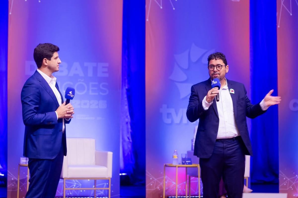João Campos e Ivan Moraes (Sandy James/DP Foto)