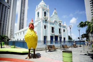 Pracinha de Boa Viagem chega aos 100 anos marcada por hist&oacute;rias de quem vive o espa&ccedil;o