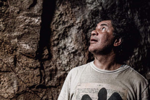 Luiz Martins espera que p&uacute;blico se surpreenda com car&aacute;ter abstrato da exposi&ccedil;&atilde;o, sua primeira individual no Recife