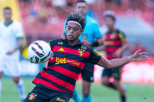 Kervin, atacante do Sport 