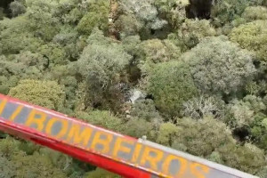 A localiza&ccedil;&atilde;o dos destro&ccedil;os foi feita pela For&ccedil;a A&eacute;rea Brasileira nesta ter&ccedil;a (22)