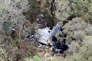 Helic&oacute;ptero com cantor Rick, dois passageiros e piloto &eacute; encontrado; ningu&eacute;m sobreviveu