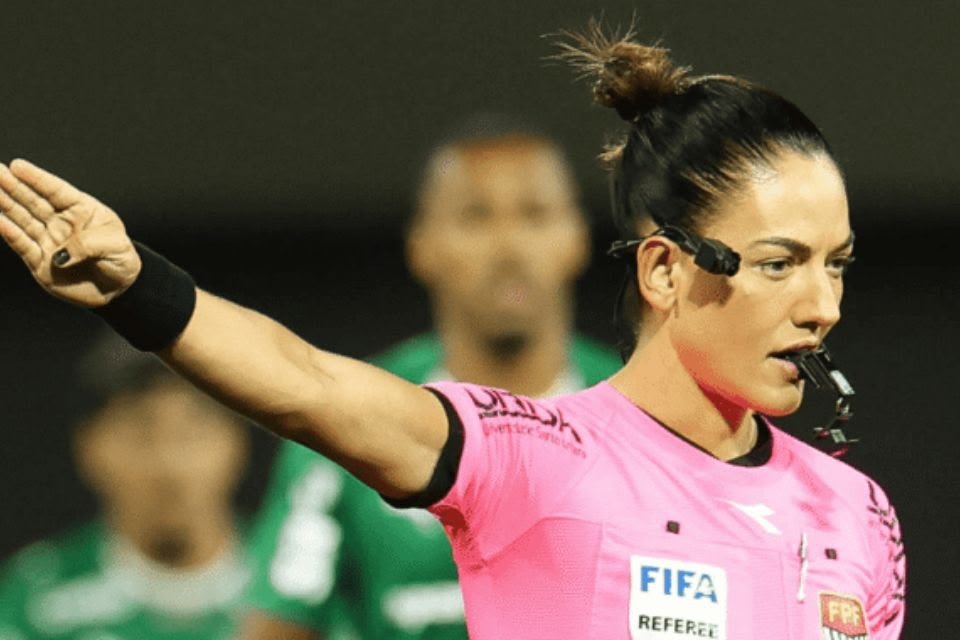 Árbitra Daiane Muniz/Cesar Greco/Palmeiras/by Canon