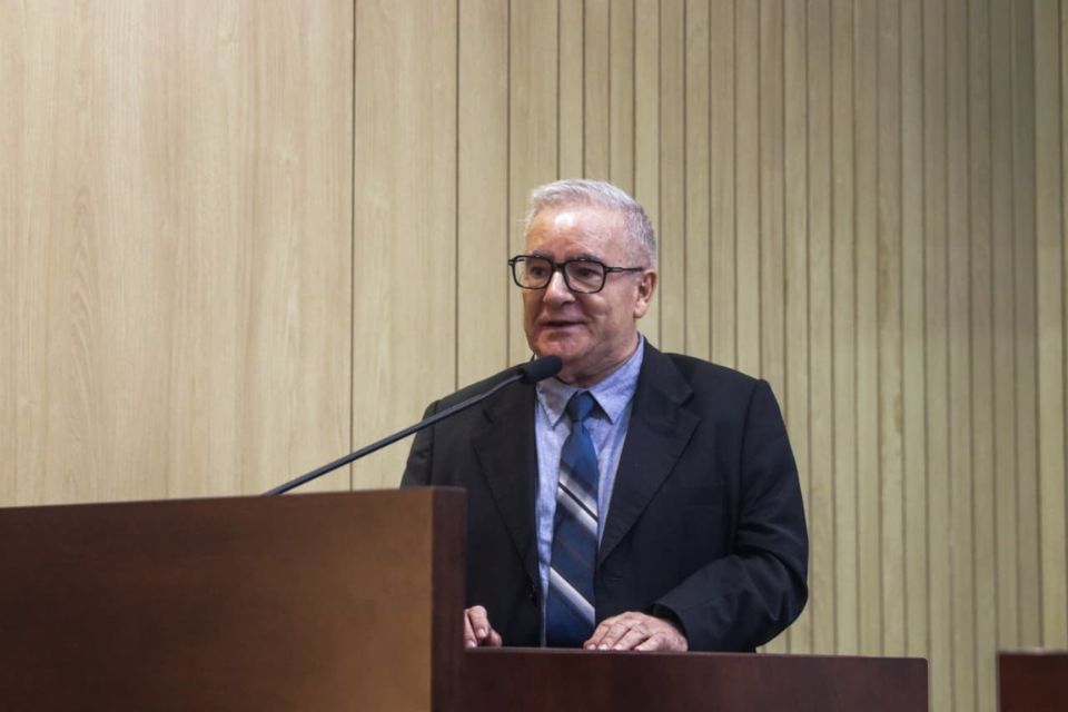 Solenidade de entrega do título de cidadão pernambucano ao Padre Vito Miracapillo pela ALEPE. /Weslly Gomes/DP Foto