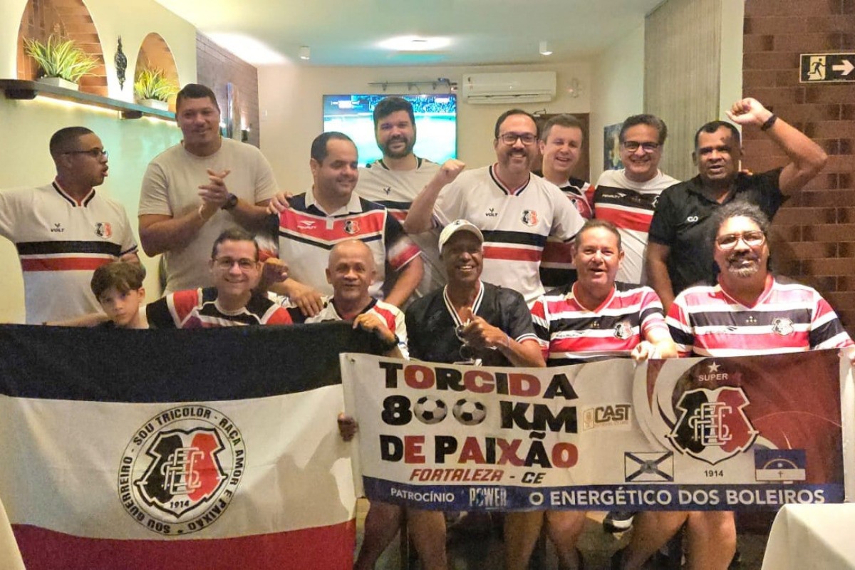 Fortaleza — Integrantes da '800 km de paixão' no Ceará.  (Foto: Arquivo Pessoal)