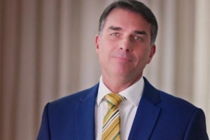 Fl&aacute;vio e seu vice tamb&eacute;m destacam que Lula mencionou diretamente as elei&ccedil;&otilde;es de 4 de outubro durante o discurso
