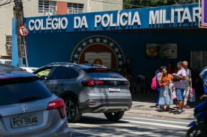 Col&eacute;gio da Pol&iacute;cia Militar fica no bairro do Derby