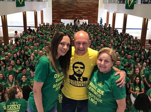 Luciano Hang ganhou projeção nacional ao utilizar rede de lojas para adquirir votos para Jair Bolsonaro/Reprodução/Redes sociais