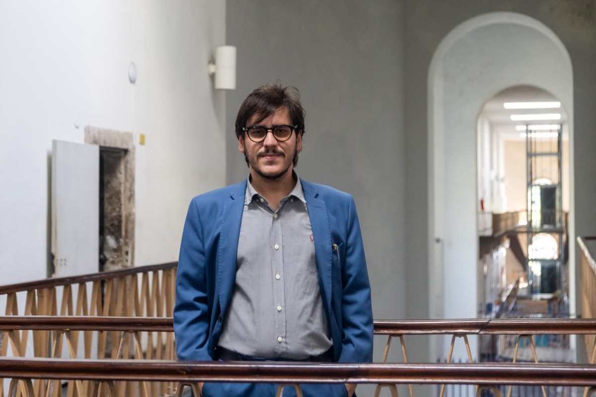 Eduardo Burgos é morador do Recife, mas nunca tinha entrado na Casa da Cultura (Karol Rodrigues/ DP Foto)