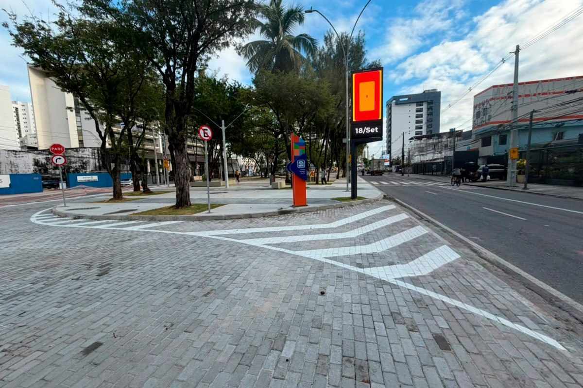 Cruzamentos e sinalização restaurados (Divulgação/Prefeitura do Recife)