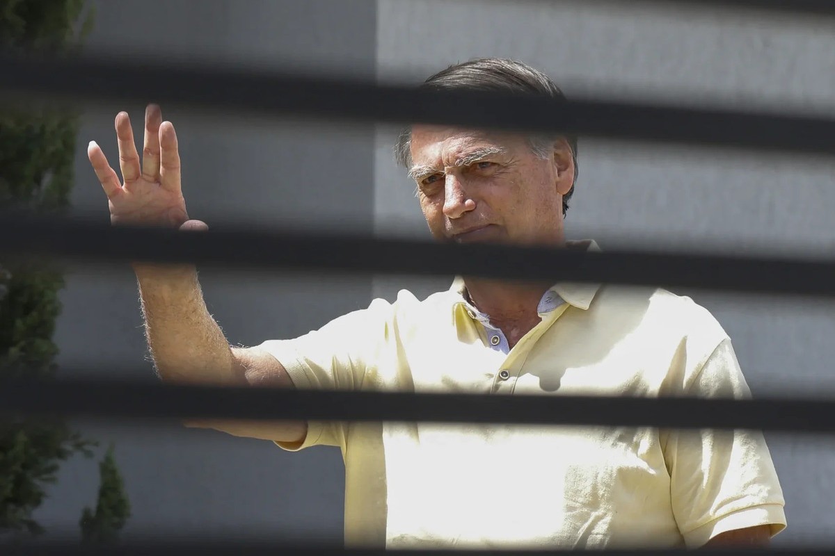 Jair Bolsonaro foi condenado em 2025 a 27 anos e 3 meses de prisão por tentativa de golpe de Estado/Sérgio Lima / AFP