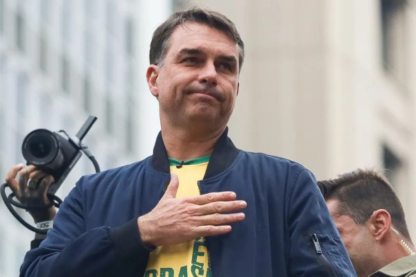O senador do Rio de Janeiro e candidato &agrave; Presid&ecirc;ncia pelo PL, Fl&aacute;vio Bolsonaro